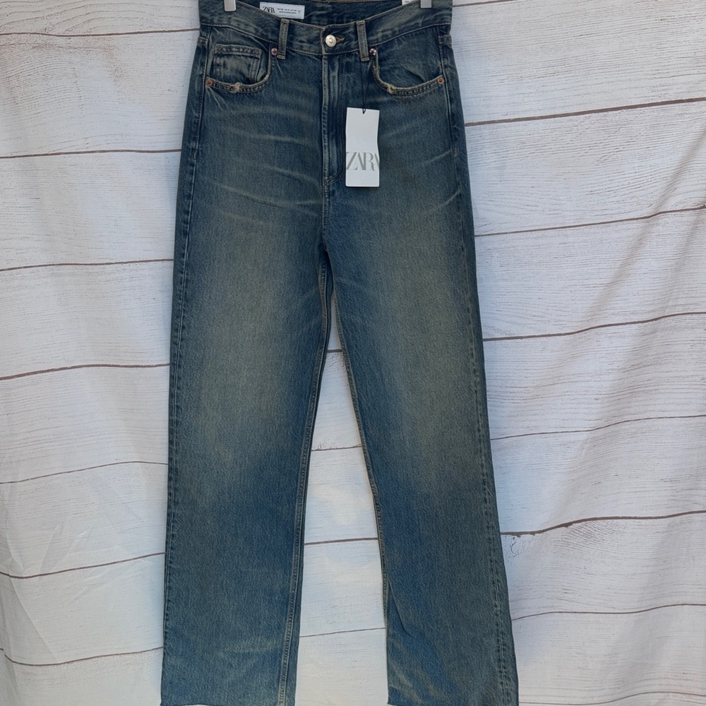 NEW with Tags high waist  Zara Classic Indigo wide leg Jeans size 6